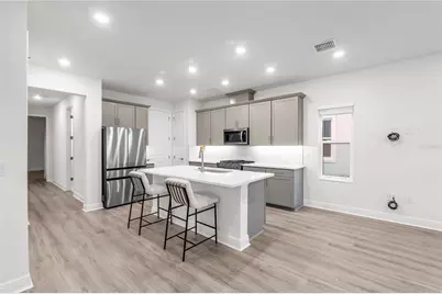 192 Eagleston Lane, Sarasota, FL 34240 - Photo 4