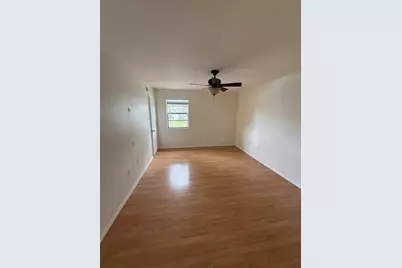 3833 59th Avenue W, Bradenton, FL 34210 - Photo 6