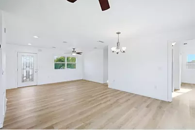 515 46th Street W, Palmetto, FL 34221 - Photo 10