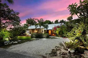 7030 Poinsettia Ave, Longboat Key, FL 34228 - Photo 2