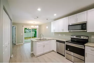 1101 2nd Street W, Bradenton, FL 34205 - Photo 10