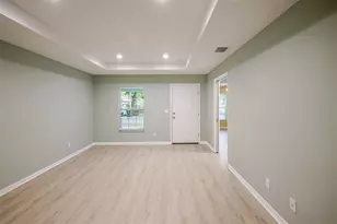 1101 2nd St W, Bradenton, FL 34205 - Photo 10