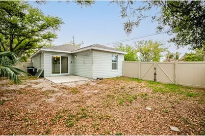 1101 2nd Street W, Bradenton, FL 34205 - Photo 32