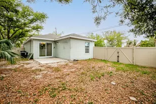 1101 2nd St W, Bradenton, FL 34205 - Photo 32