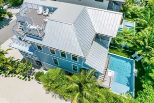 419 Alamanda Rd, Anna Maria, FL 34216 - Photo 58