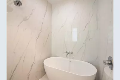 419 Alamanda Road, Anna Maria, FL 34216 - Photo 28