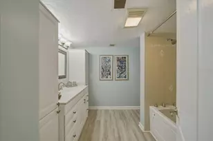 633 Alhambra Rd, Venice, FL 34285 - Photo 42