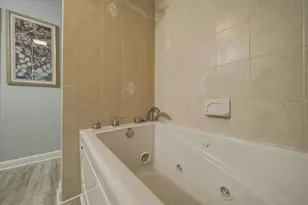 633 Alhambra Rd, Venice, FL 34285 - Photo 44