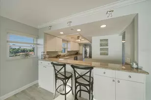 633 Alhambra Rd, Venice, FL 34285 - Photo 12