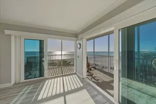 633 Alhambra Rd, Venice, FL 34285 - Photo 4