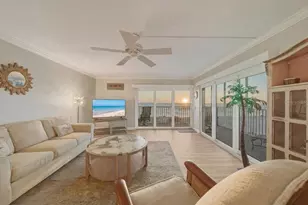 633 Alhambra Rd, Venice, FL 34285 - Photo 4