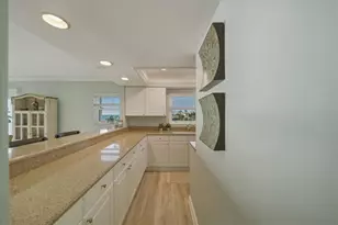 633 Alhambra Rd, Venice, FL 34285 - Photo 18