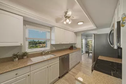 633 Alhambra Road #301, Venice, FL 34285 - Photo 22