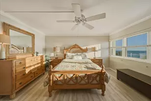 633 Alhambra Rd, Venice, FL 34285 - Photo 36