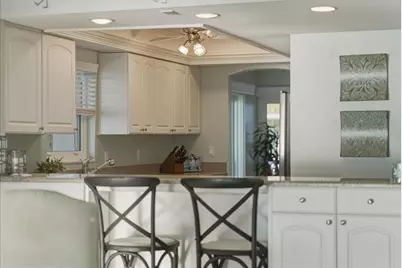 633 Alhambra Road #301, Venice, FL 34285 - Photo 12