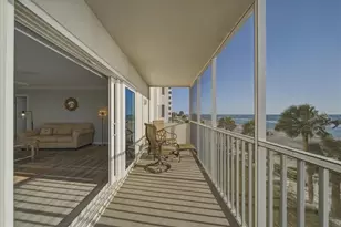 633 Alhambra Rd, Venice, FL 34285 - Photo 10