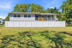 1312 51st Ave Dr W, Palmetto, FL 34221 - Photo 6