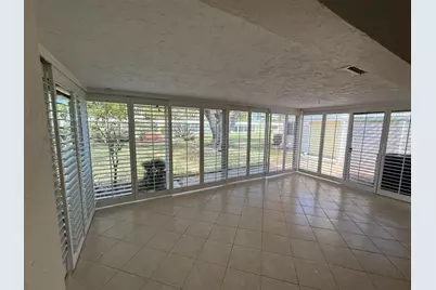 5835 Tidewood Avenue #16, Sarasota, FL 34231 - Photo 8