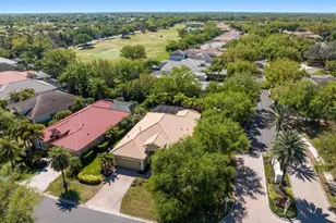 12410 Thornhill Ct, Lakewood Ranch, FL 34202 - Photo 14