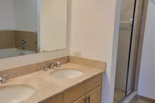 1064 N Tamiami Trl, Sarasota, FL 34236 - Photo 16