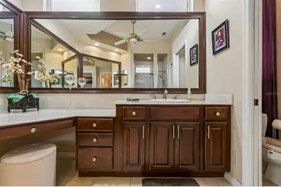 566 Planters Manor Way, Bradenton, FL 34212 - Photo 36