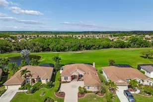 566 Planters Manor Way, Bradenton, FL 34212 - Photo 4