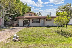 508 63rd Ave Dr W, Bradenton, FL 34207 - Photo 2