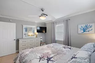 11440 1st St E, Treasure Island, FL 33706 - Photo 20