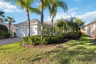 5696 Ferrara Dr, Sarasota, FL 34238 - Photo 4