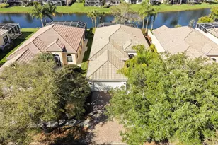 5696 Ferrara Dr, Sarasota, FL 34238 - Photo 48