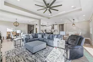 17109 Sweetwater Village Dr, Lakewood Ranch, FL 34211 - Photo 8