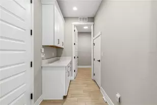 17109 Sweetwater Village Dr, Lakewood Ranch, FL 34211 - Photo 36