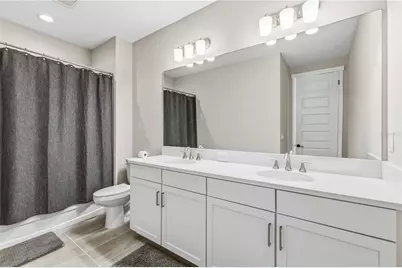 17109 Sweetwater Village Drive, Lakewood Ranch, FL 34211 - Photo 48