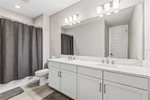 17109 Sweetwater Village Dr, Lakewood Ranch, FL 34211 - Photo 48