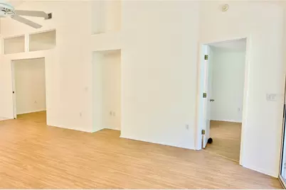 4172 Marseilles Avenue #3255, Sarasota, FL 34233 - Photo 8