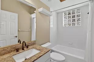 4449 Golden Lake Dr, Sarasota, FL 34233 - Photo 26