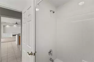 600 Cockatoo Cir, Venice, FL 34285 - Photo 36