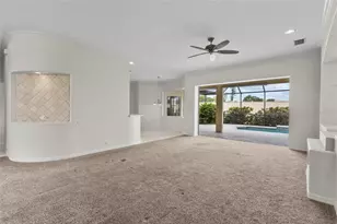 600 Cockatoo Cir, Venice, FL 34285 - Photo 4