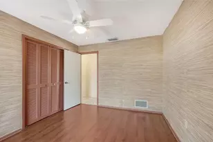 2839 Riviera Dr, Sarasota, FL 34232 - Photo 18