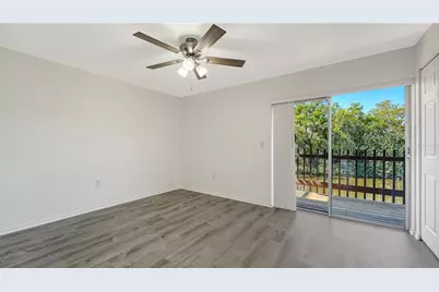 3310 Ramblewood Place, Sarasota, FL 34237 - Photo 14