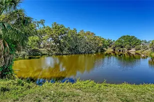 3310 Ramblewood Pl, Sarasota, FL 34237 - Photo 18