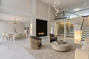 4942 Hubner Cir, Sarasota, FL 34241 - Photo 6