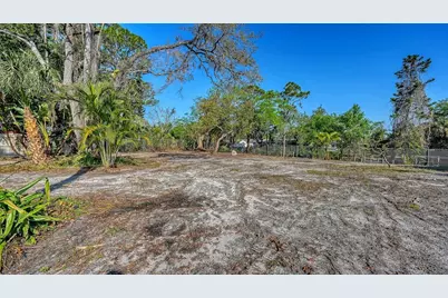 1812 54th Street E, Bradenton, FL 34208 - Photo 50