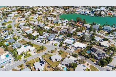 327 39th Avenue, Saint Pete Beach, FL 33706 - Photo 32