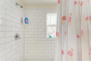 1885 Vamo Dr, Sarasota, FL 34231 - Photo 14