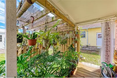 1885 Vamo Drive, Sarasota, FL 34231 - Photo 18