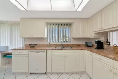 6423 Egret Lane #406, Bradenton, FL 34210 - Photo 14