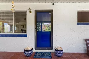4705 Lemon Bay Dr, Venice, FL 34293 - Photo 2
