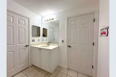 21019 Sunpoint Way #102, Lutz, FL 33558 - Photo 38