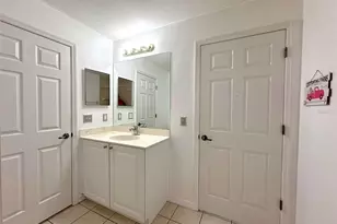 21019 Sunpoint Way, Lutz, FL 33558 - Photo 38